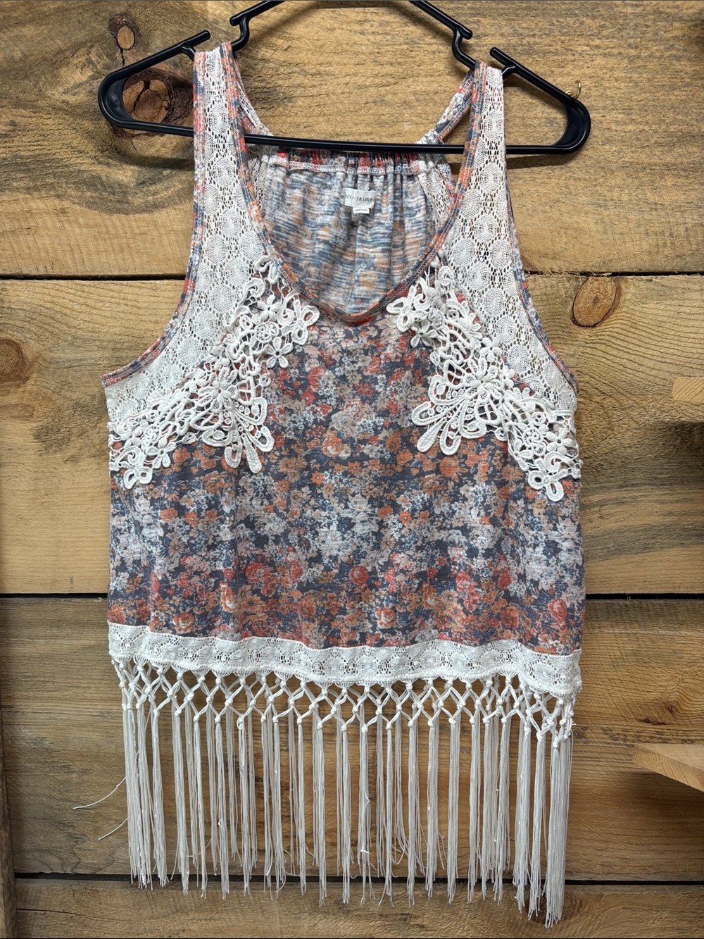 Coco+Jaimeson Embroidered Trim Fringe Tank Top